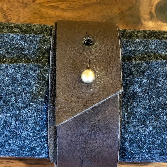 Brown Leather & Antique Brass Bracelet - Picture 4 of 8